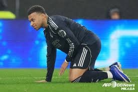 罗伯托·克莱门特在 1972 年季末的一次接杀，至今仍被视为外野守备的巅峰